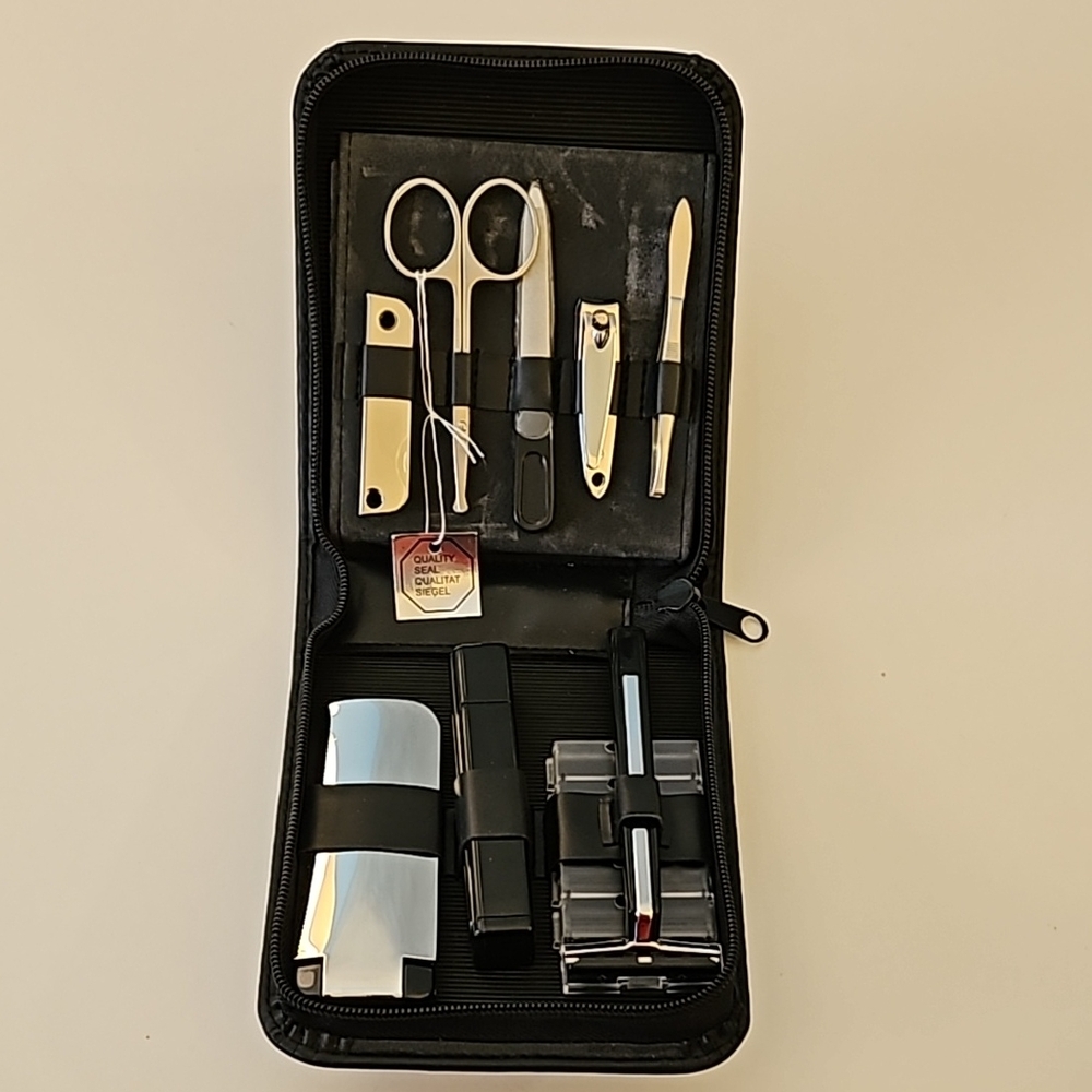 Travel Manicure Set - Black and Silver- Vintage